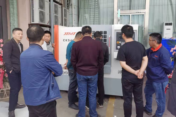 平（píng）原地區機床展示暨客戶聯誼會召開